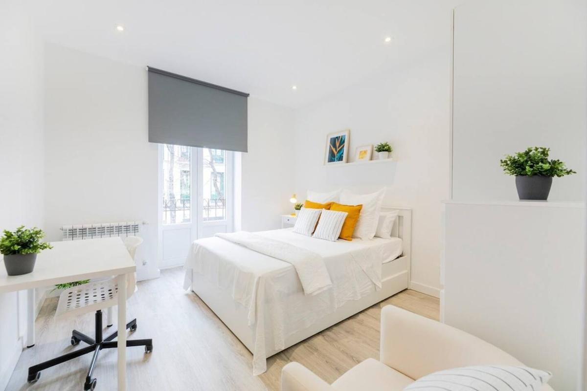 Encantador Apartamento Atocha Madrid Exterior photo